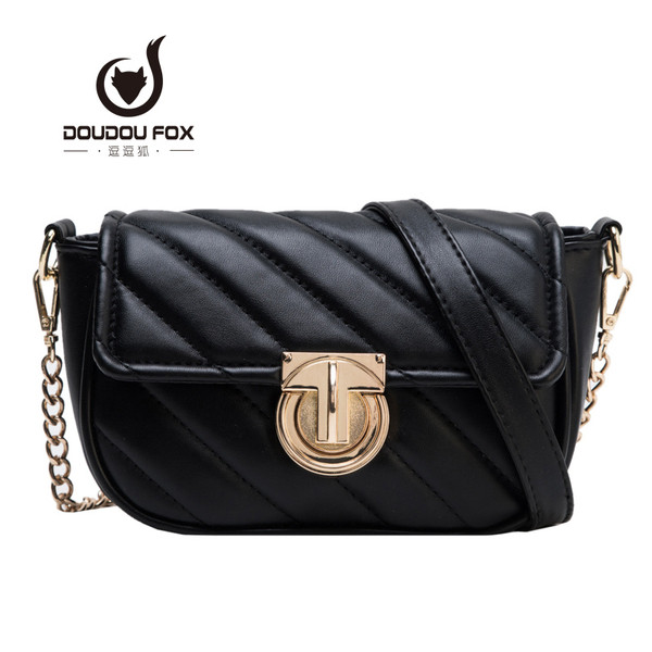 Νέα γυναικεία τσάντα ώμου μικρού μεγέθους με μεταλλική στερέωση