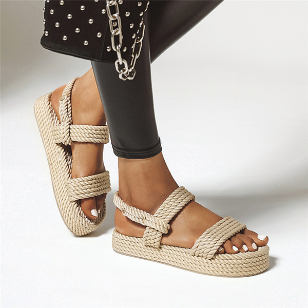 Lapos talpú női szandál új modellje