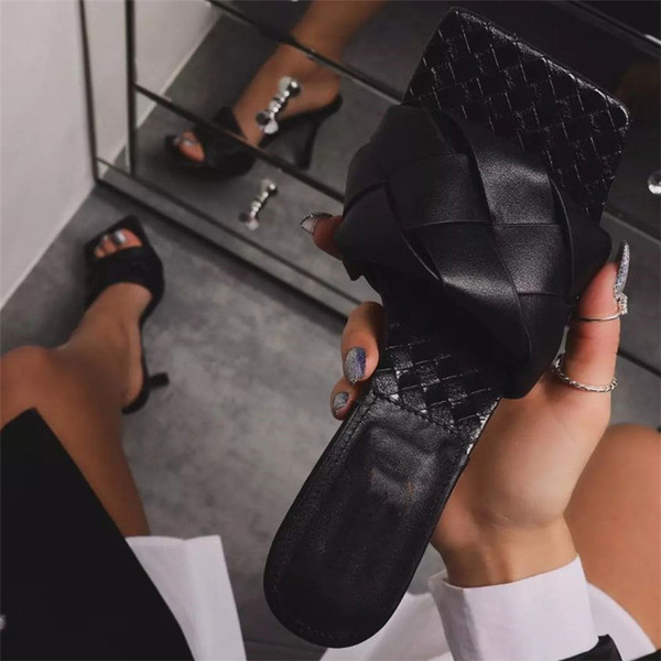 Öko-nahast õhukese kontsaga naiste vabaaja sussid