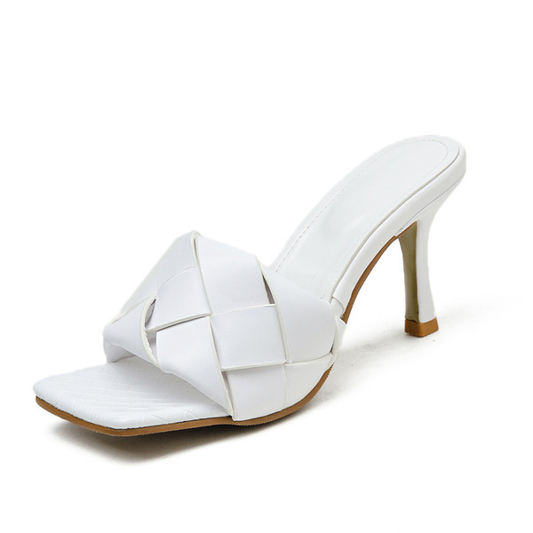 Öko-nahast õhukese kontsaga naiste vabaaja sussid