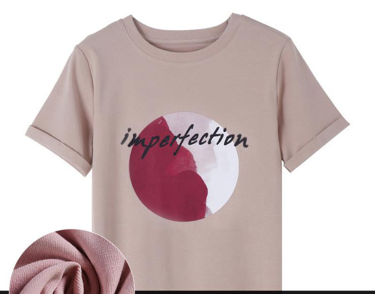 Alkalmi női póló széles modell rövid ujjú és mintával