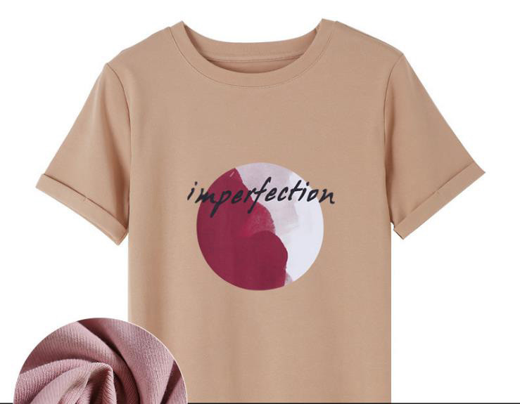 Alkalmi női póló széles modell rövid ujjú és mintával