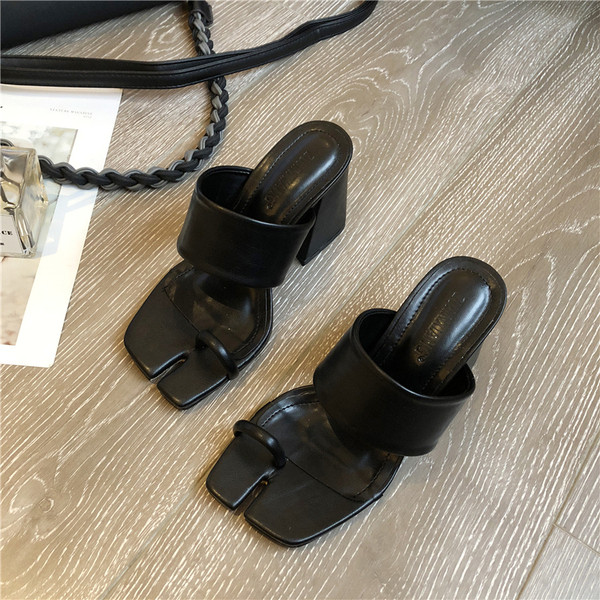 Női alkalmi papucs eko bőrből, magassarkúval