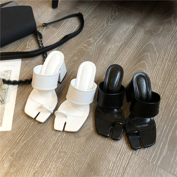 Női alkalmi papucs eko bőrből, magassarkúval