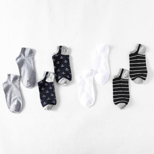 Férfi bokáig érő zokni - 4 db-os készlet.