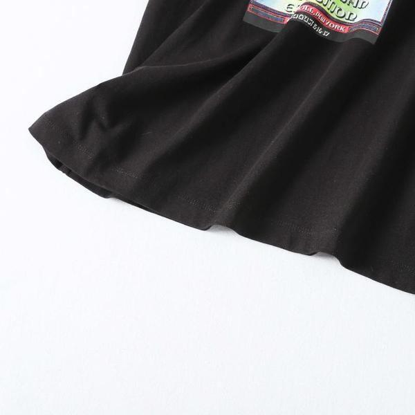 Férfi póló fekete mintával