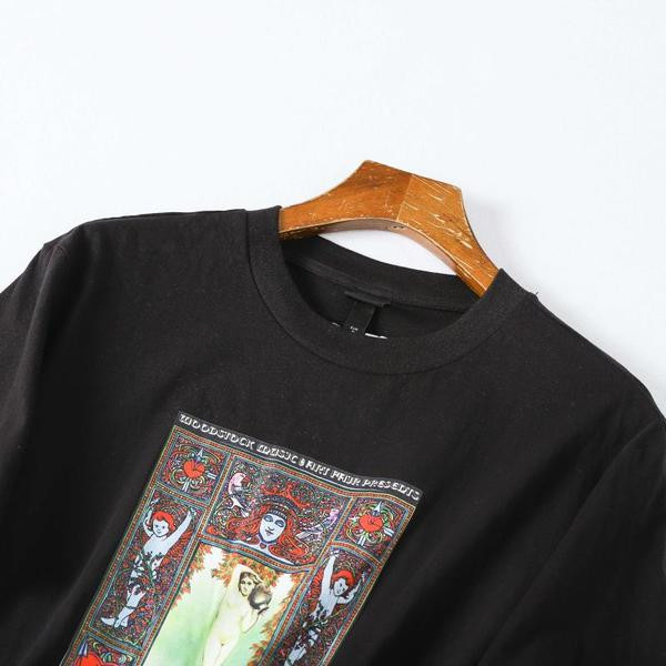 Férfi póló fekete mintával