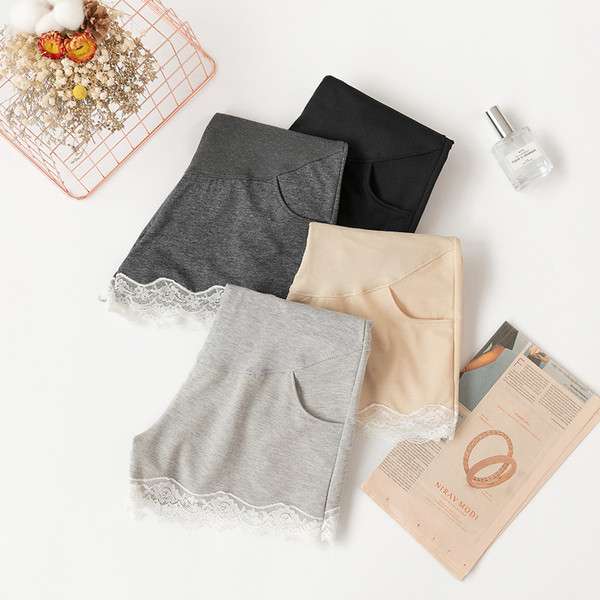 Alkalmi rövidnadrág csipkével terhes nők számára