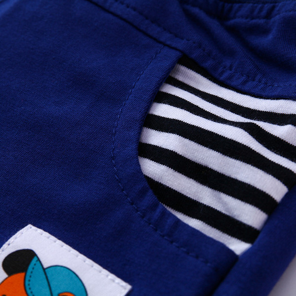 Alkalmi rövidnadrág fiúknak rugalmas derékkal