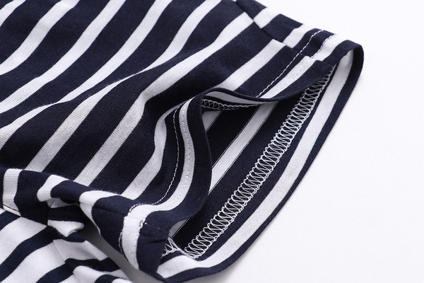 Gyerek rövidnadrág fiúknak nyakkendővel és zsebbel