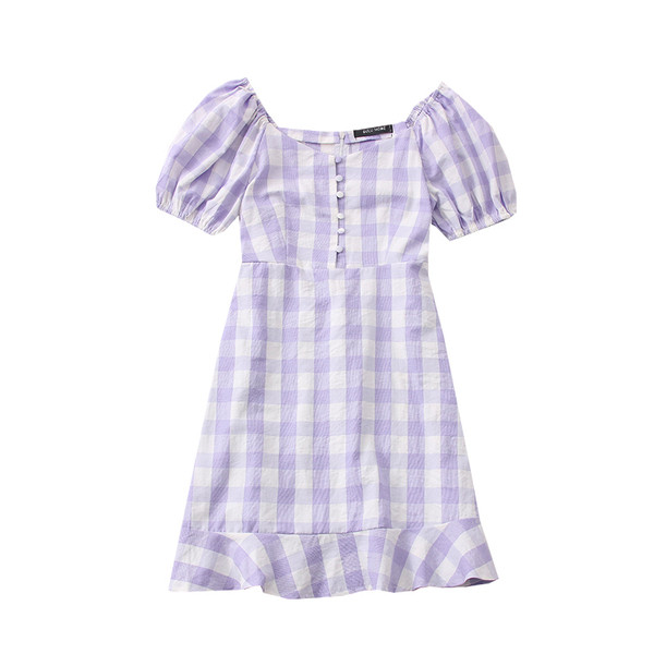 Modern kockás női ruha gombokkal és rövid ujjú