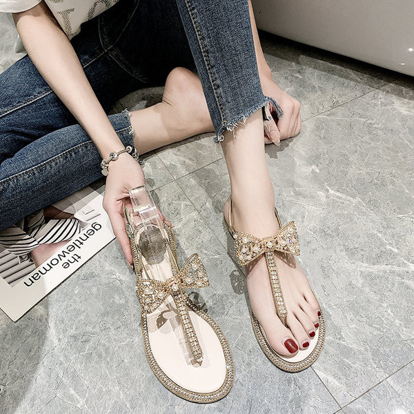 Modern női szandál kövekkel díszített orrokkal