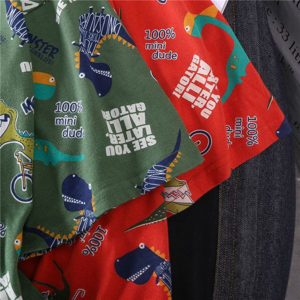 Alkalmi női póló feliratokkal és nyomattal