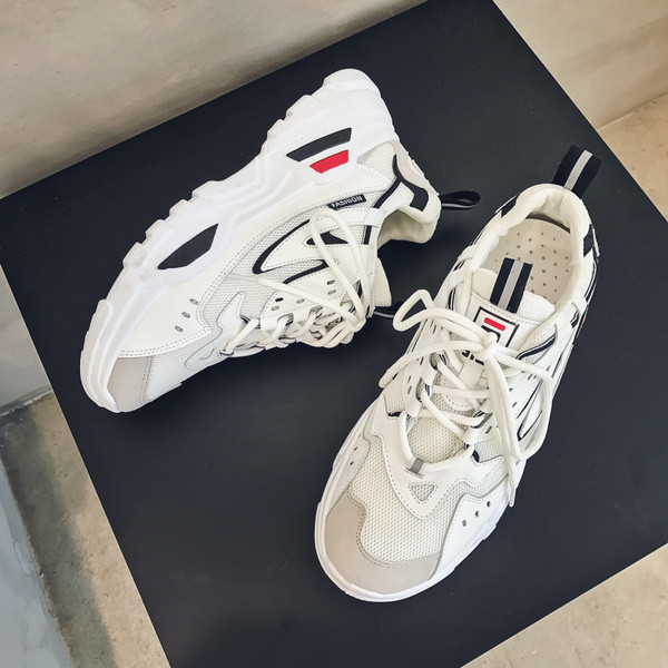 Öko bőrből és textilből készült fűzős férfi tornacipő új modellje