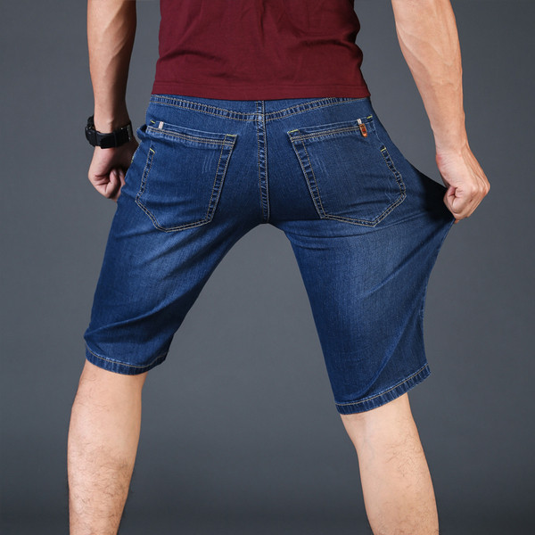 Alkalmi férfi rövidnadrág zsebekkel és cipzárral