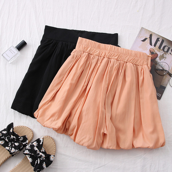 Ležerne kratke hlače s visokim strukom - široki model