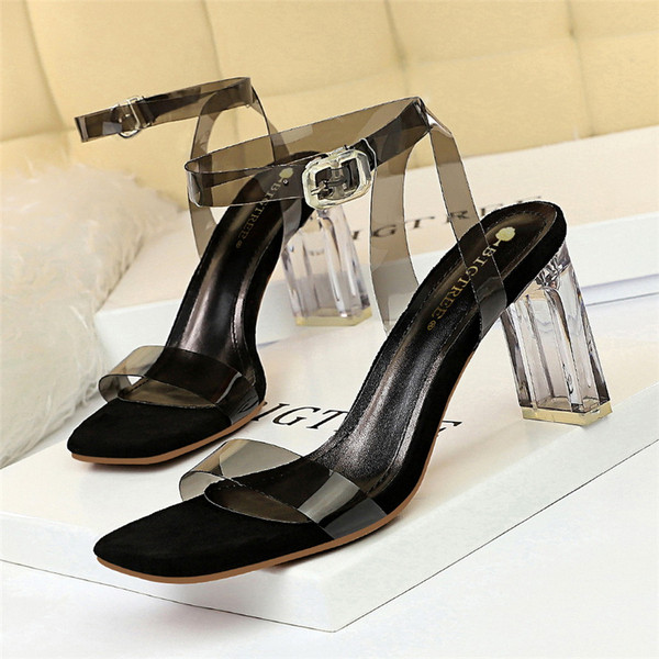 Moderne ženske sandale sa silikonskim remenom i debelom petom