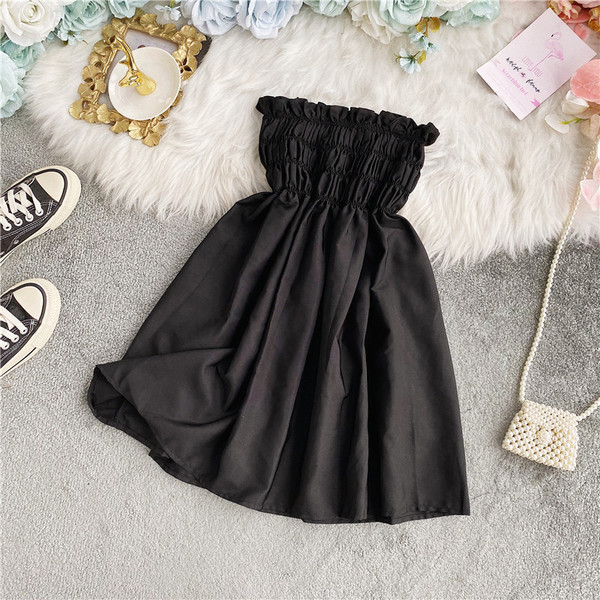 Модерна дамска къса рокля с голи рамене