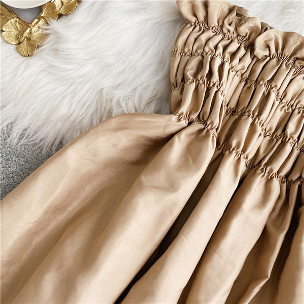 Модерна дамска къса рокля с голи рамене