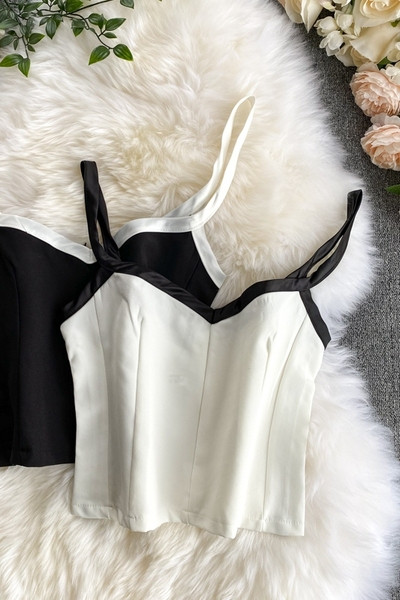 Moderna ženska majica bez rukava na tanke naramenice