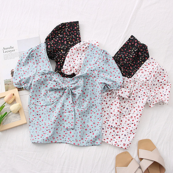 Új modell női blúz virágmintával