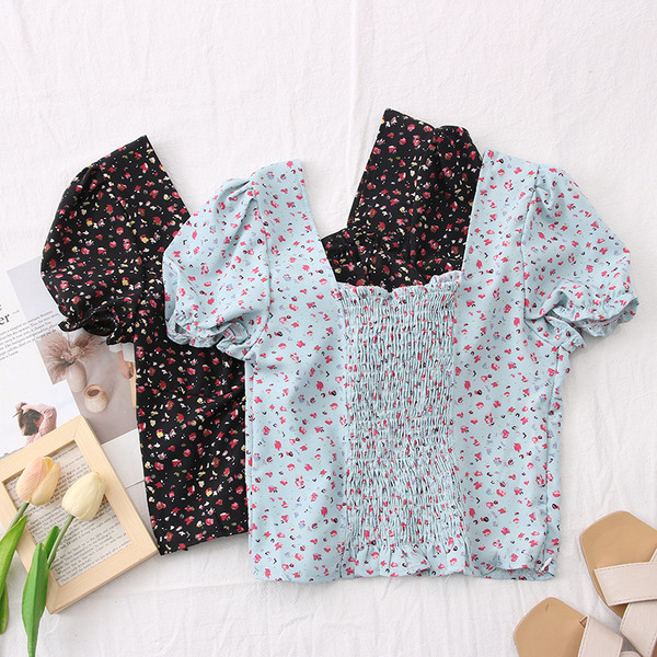 Új modell női blúz virágmintával