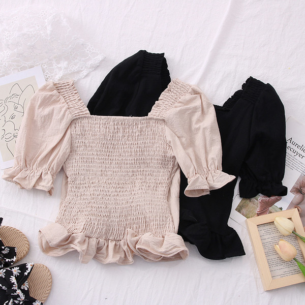 Модерна дамска риза с квадратно деколте и копчета