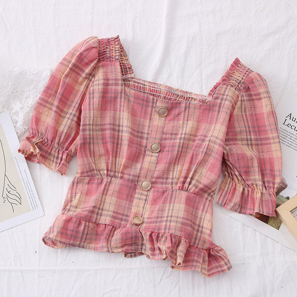 Модерна дамска риза с квадратно деколте и копчета