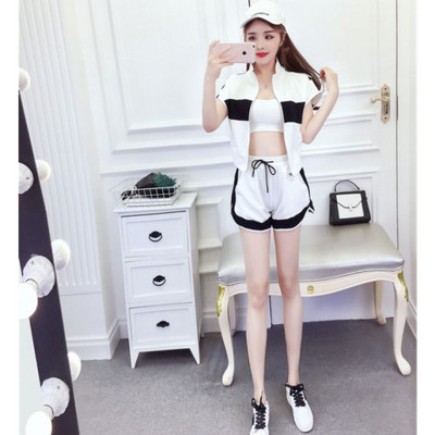 Set casual de dama din doua piese cu pantaloni scurti