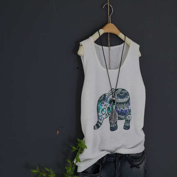 Γυναικεία μοντέρνα μπλούζα με χρώμα απλικέ