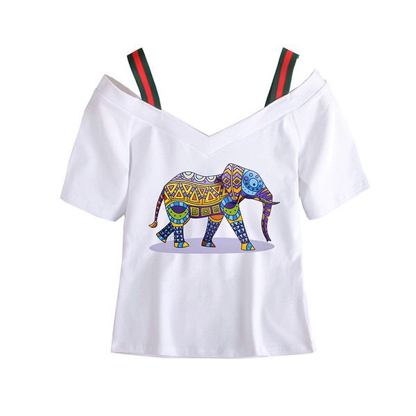 Дамска тениска в бял цвят с цветна щампа