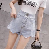 Γυναικεία κοντή τζιν με ψηλή μέση και τσέπες