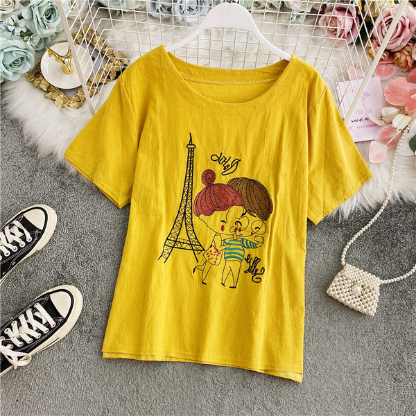 Модерна дамска блуза с къс ръкав и бродерия