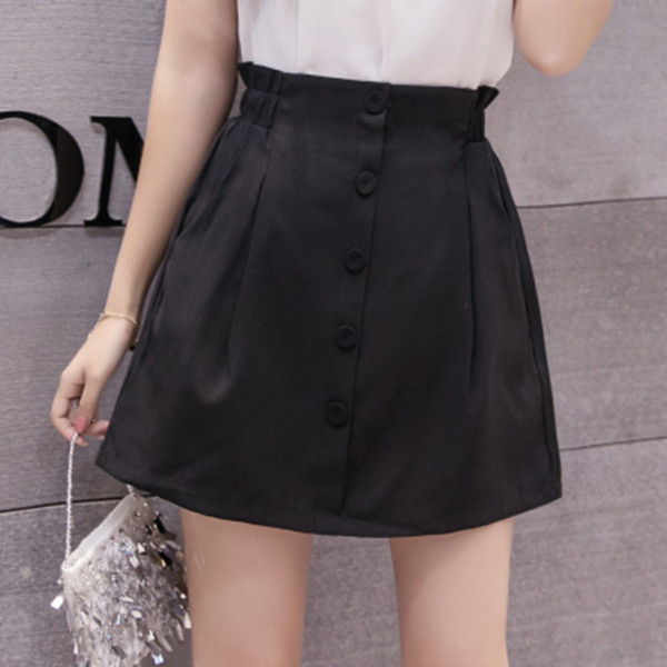 Κοντή γυναικεία  φούστα με ψηλή μέση και κουμπιά