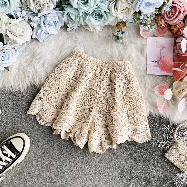 Γυναικεία σορτς με υψηλή μέση και ελαστική