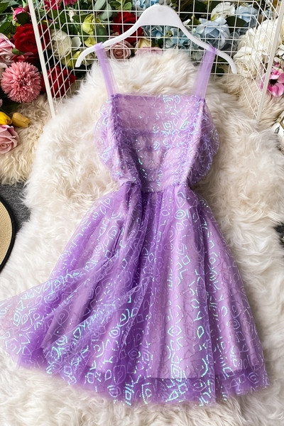 Ретро дамска рокля с пайети и квадратно деколте