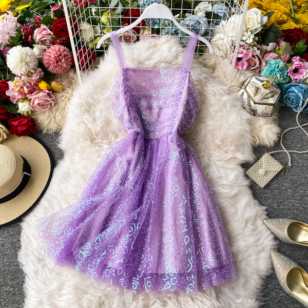 Ретро дамска рокля с пайети и квадратно деколте