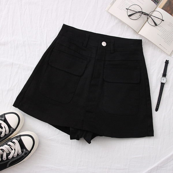 Нов модел къса дамска пола-панталон с джобове 