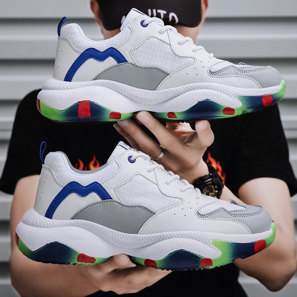 Мъжки ежедневни маратонки в бял цвят с връзки 