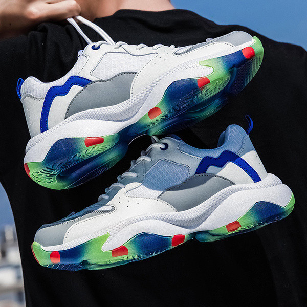 Мъжки ежедневни маратонки в бял цвят с връзки 