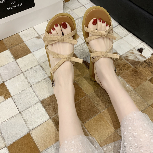 Ежедневни дамски  сандали с равна подметка  и панделка