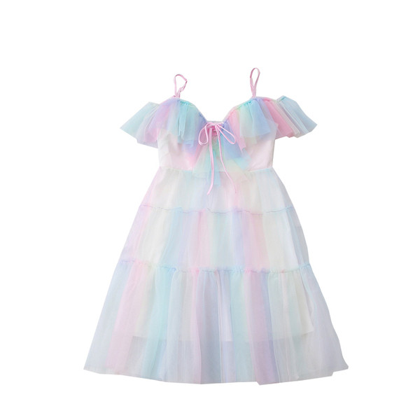 Moderna ženska haljina na tanke naramenice i til