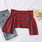 Bluza dama in carouri cu decolteu barca de culoare rosie