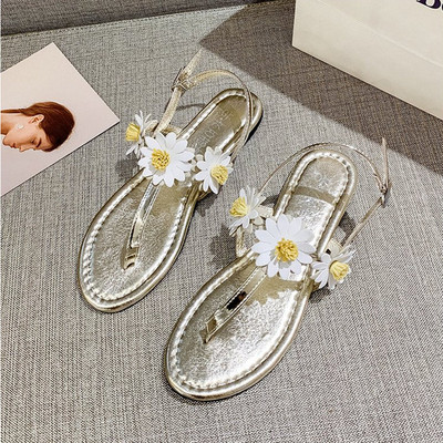 Ženske sandale s cvjetićima i remenom - ravni potplat