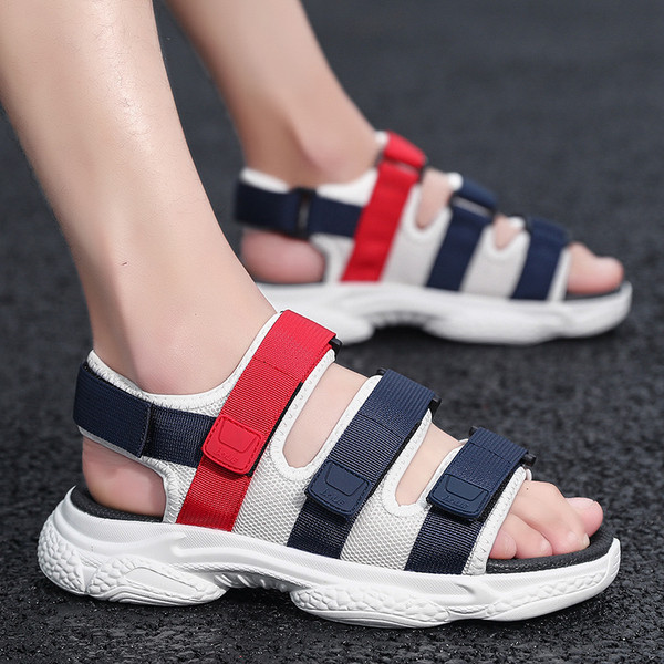 Νέο μοντέλο ανδρικά σανδάλια με βελκρό και επίπεδη σόλα