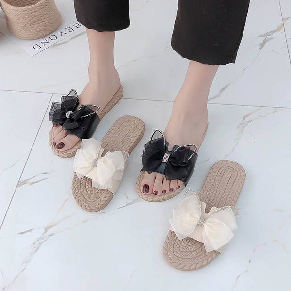 Ежедневни дамски чехли с панделка и камъни