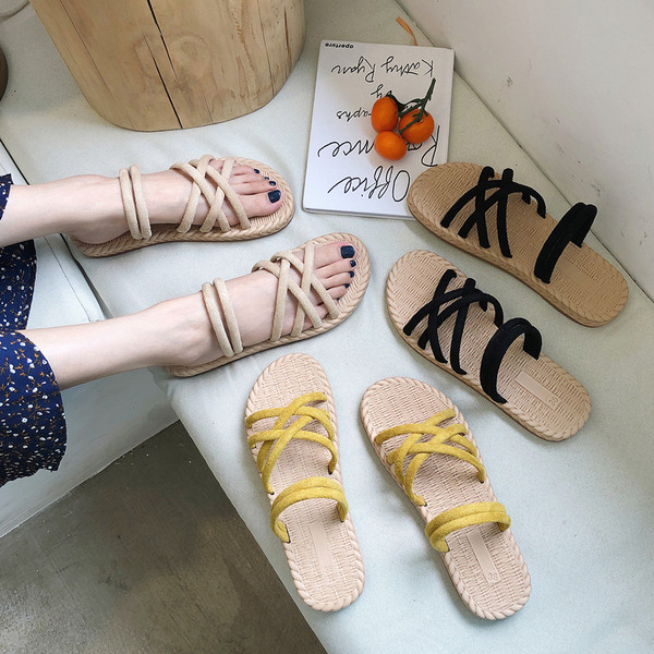 Női alkalmi szandál lapos talppal