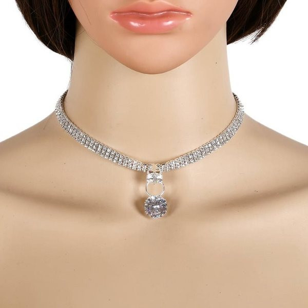 Elegantna ogrlica s privjeskom i kamenčićima