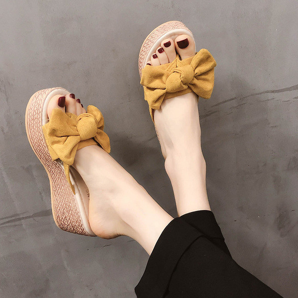 Ежедневни дамски чехли с панделка на платформа