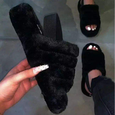 NOUL model de sandale dama cu puf
